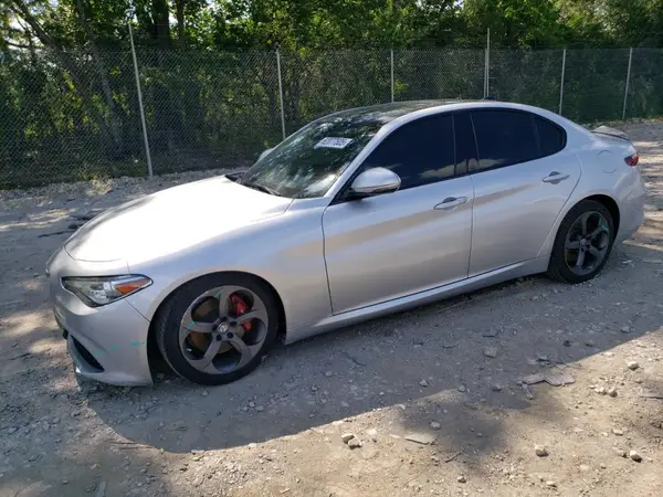 ZARFAEBN6H7551510 2017 ALFA ROMEO GIULIA - Image 1