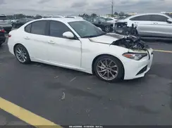 ZARFAEBN6H7551734 2017 ALFA ROMEO GIULIA