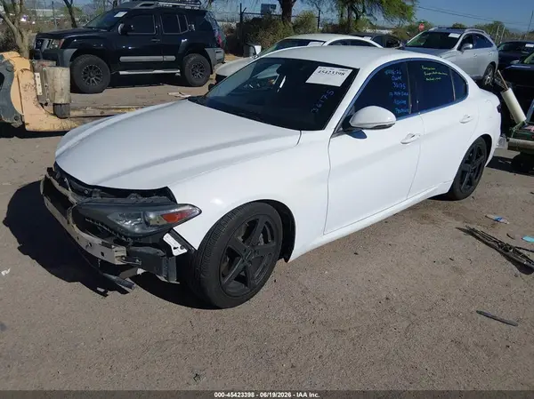 ZARFAEBN6H7553869 2017 ALFA ROMEO GIULIA - Image 2
