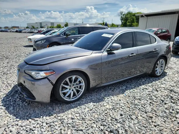 ZARFAEBN6H7556190 2017 ALFA ROMEO GIULIA - Image 1