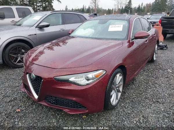 ZARFAEBN6H7559929 2017 ALFA ROMEO GIULIA - Image 2