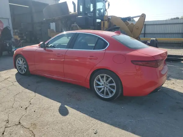 ZARFAEBN7H7528821 2017 ALFA ROMEO GIULIA - Image 2