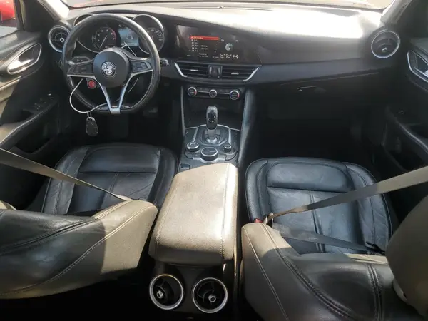 ZARFAEBN7H7528821 2017 ALFA ROMEO GIULIA - Image 8