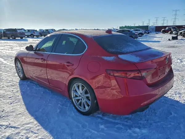 ZARFAEBN7J7591701 2018 ALFA ROMEO GIULIA - Image 2