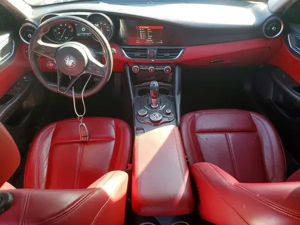 ZARFAEBN8H7551282 2017 ALFA ROMEO GIULIA - Image 8