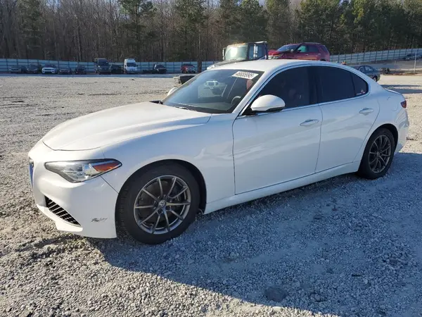 ZARFAEBN8J7565396 2018 ALFA ROMEO GIULIA - Image 1