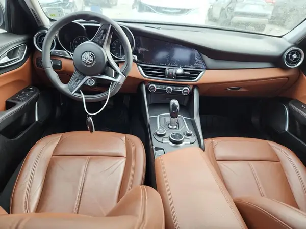 ZARFAEBN8J7581369 2018 ALFA ROMEO GIULIA - Image 8