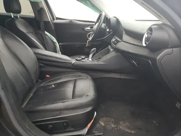 ZARFAEBN9H7546432 2017 ALFA ROMEO GIULIA - Image 7