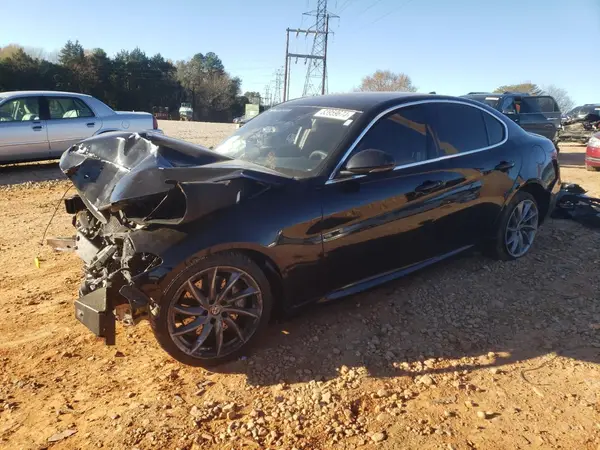 ZARFAEBN9H7555860 2017 ALFA ROMEO GIULIA - Image 1