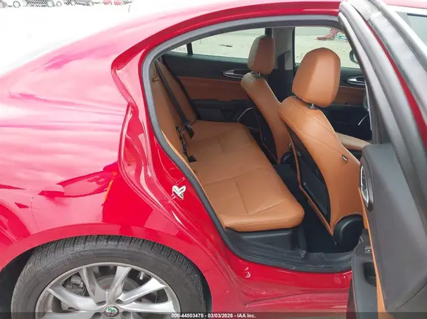 ZARFAEBN9J7580294 2018 ALFA ROMEO GIULIA - Image 8