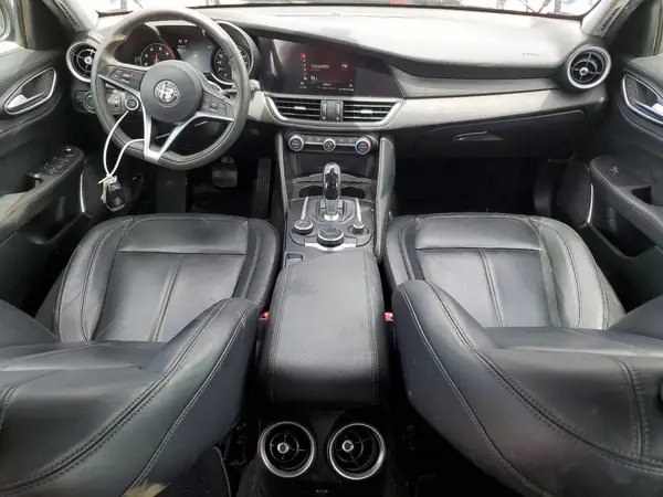ZARFAEBN9J7583552 2018 ALFA ROMEO GIULIA - Image 8