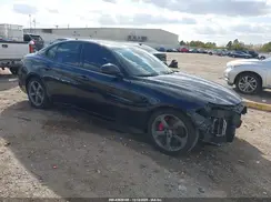 ZARFAEBNXJ7566291 2018 ALFA ROMEO GIULIA