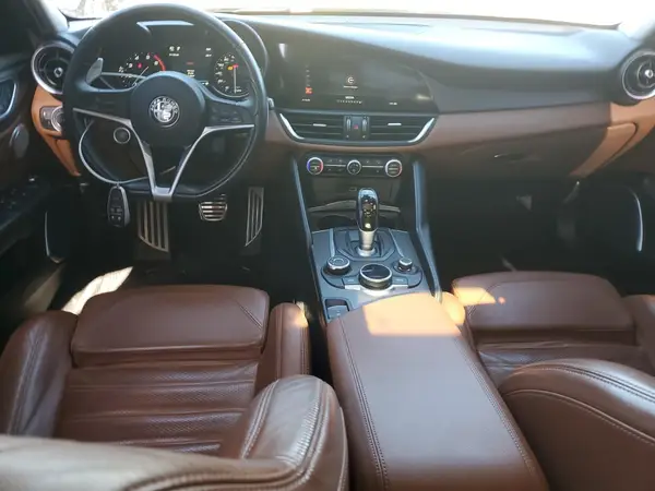 ZARFAECN1H7554569 2017 ALFA ROMEO GIULIA - Image 8