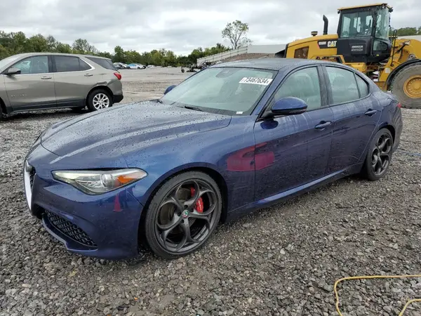 ZARFAECN1J7589893 2018 ALFA ROMEO GIULIA - Image 1