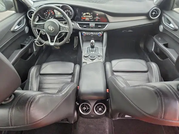 ZARFAECN2J7597159 2018 ALFA ROMEO GIULIA - Image 8