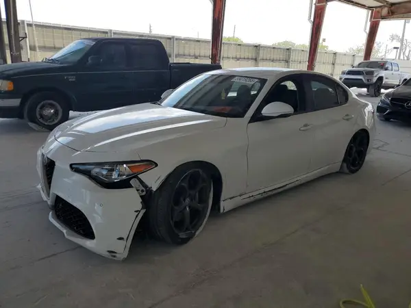 ZARFAECN3H7542567 2017 ALFA ROMEO GIULIA - Image 1