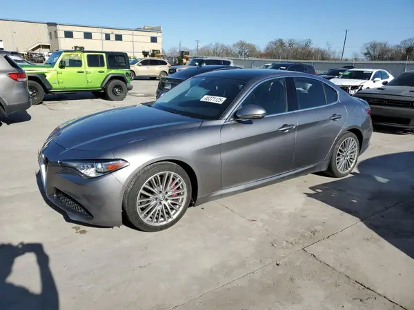 ZARFAECN3H7556176 2017 ALFA ROMEO GIULIA - Image 1