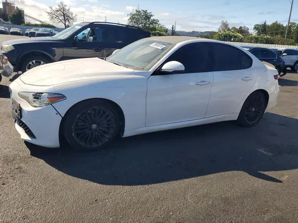 ZARFAECN3J7576434 2018 ALFA ROMEO GIULIA - Image 1