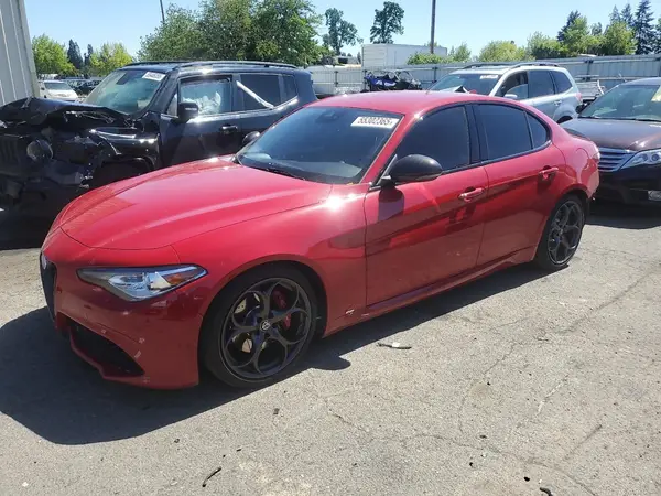 ZARFAECN4H7544103 2017 ALFA ROMEO GIULIA - Image 1