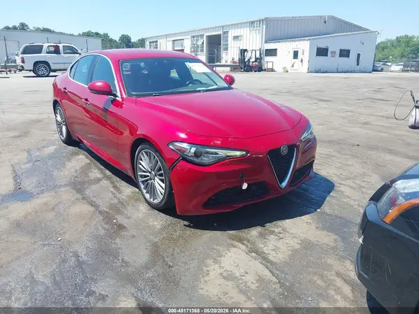 ZARFAECN4H7557448 2017 ALFA ROMEO GIULIA - Image 1
