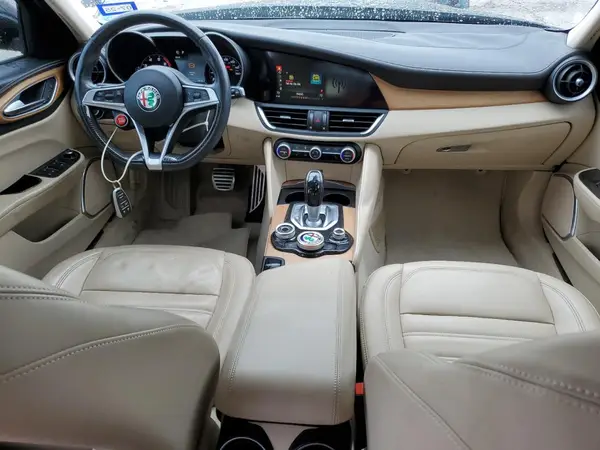 ZARFAECN5J7575267 2018 ALFA ROMEO GIULIA - Image 8