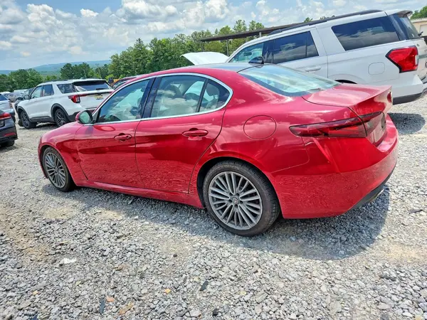 ZARFAECN8H7549319 2017 ALFA ROMEO GIULIA - Image 2