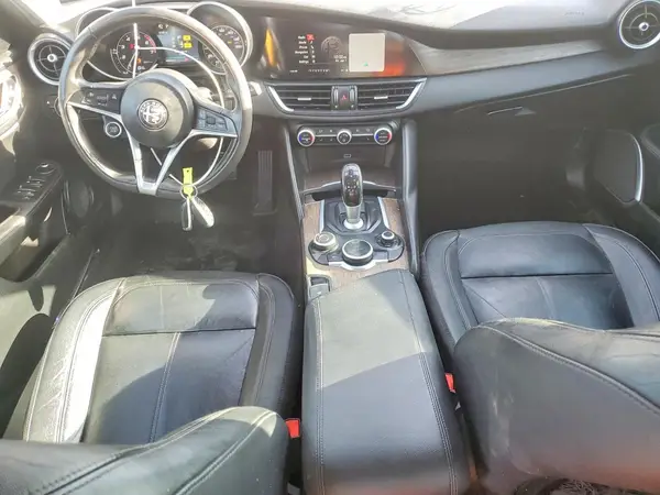 ZARFAECN8H7558599 2017 ALFA ROMEO GIULIA - Image 8
