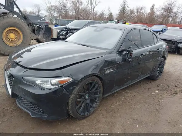ZARFAECN9H7544257 2017 ALFA ROMEO GIULIA - Image 2