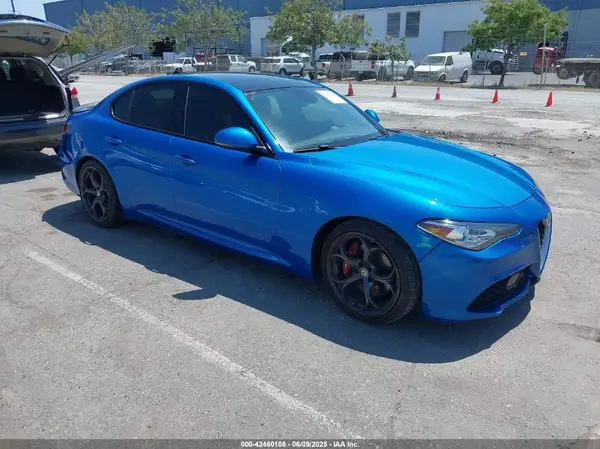 ZARFAECN9H7559633 2017 ALFA ROMEO GIULIA - Image 1