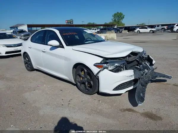 ZARFAECN9J7572470 2018 ALFA ROMEO GIULIA - Image 1