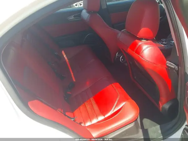 ZARFAECN9J7589477 2018 ALFA ROMEO GIULIA - Image 8