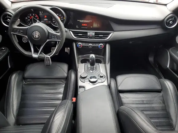 ZARFAECN9J7595604 2018 ALFA ROMEO GIULIA - Image 8