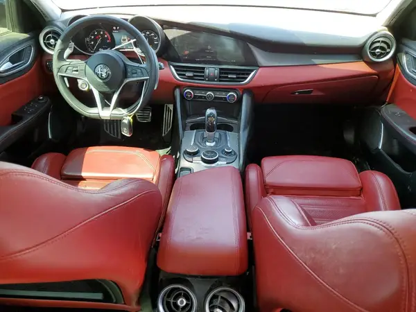 ZARFAECN9J7599250 2018 ALFA ROMEO GIULIA - Image 8