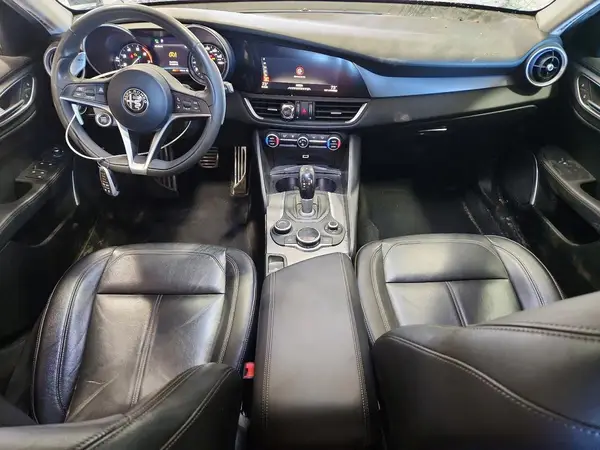 ZARFAEDN0H7539155 2017 ALFA ROMEO GIULIA - Image 8