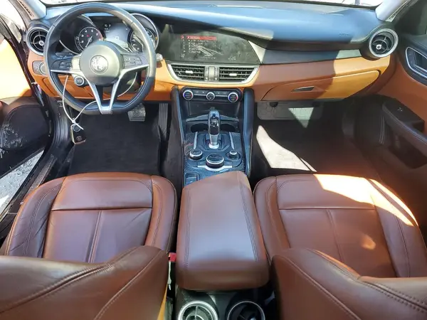 ZARFAEDN0H7555422 2017 ALFA ROMEO GIULIA - Image 8