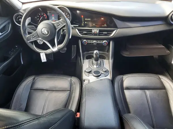 ZARFAEDN1H7533848 2017 ALFA ROMEO GIULIA - Image 8