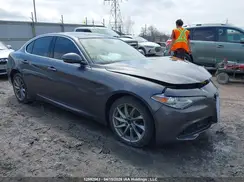 ZARFAEDN1H7535454 2017 ALFA ROMEO GIULIA