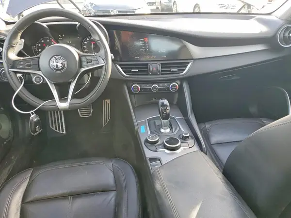 ZARFAEDN2H7551369 2017 ALFA ROMEO GIULIA - Image 8