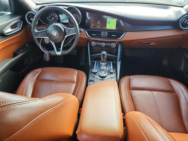 ZARFAEDN2H7552232 2017 ALFA ROMEO GIULIA - Image 8