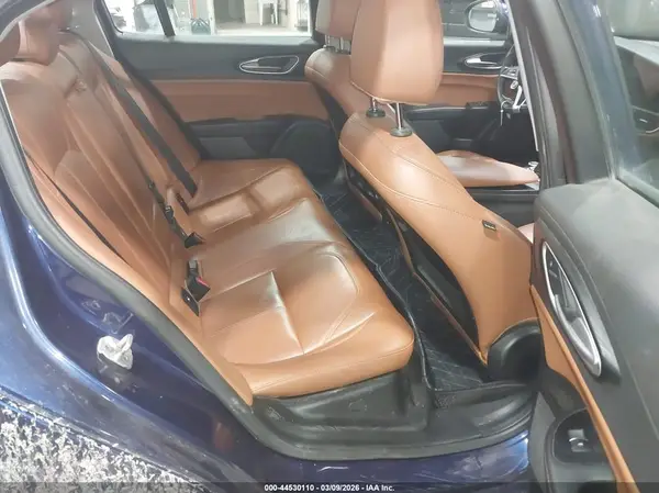 ZARFAEDN2H7552361 2017 ALFA ROMEO GIULIA - Image 8