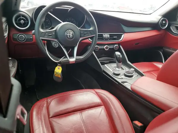 ZARFAEDN2J7575287 2018 ALFA ROMEO GIULIA - Image 8