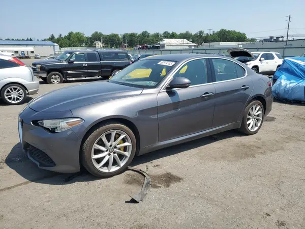 ZARFAEDN2J7587732 2018 ALFA ROMEO GIULIA - Image 1
