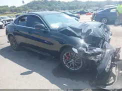 ZARFAEDN2J7592378 2018 ALFA ROMEO GIULIA