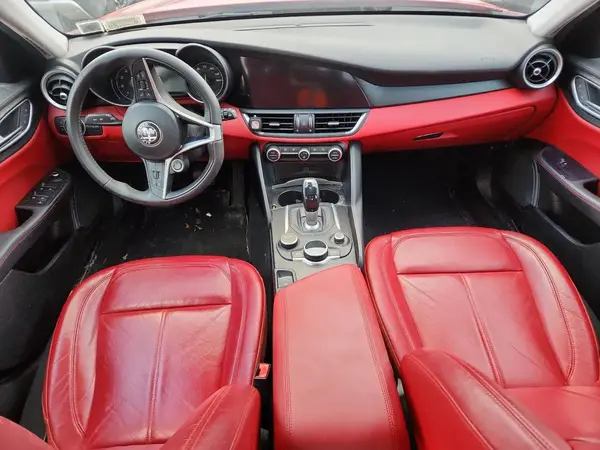 ZARFAEDN3H7552501 2017 ALFA ROMEO GIULIA - Image 8