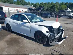 ZARFAEDN4H7551177 2017 ALFA ROMEO GIULIA