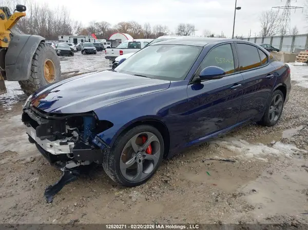 ZARFAEDN4J7576778 2018 ALFA ROMEO GIULIA - Image 2