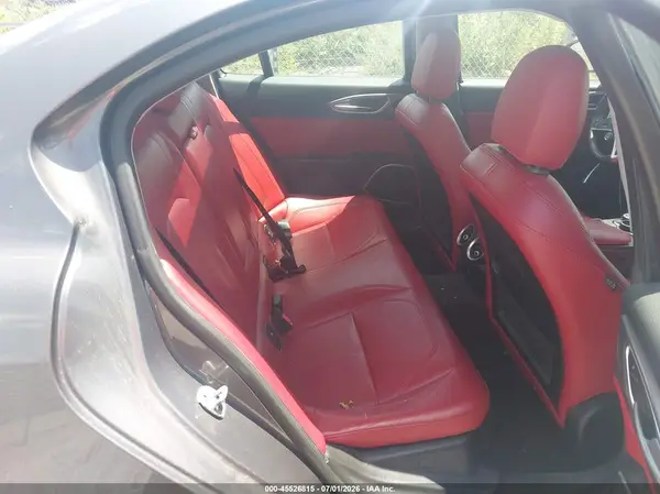 ZARFAEDN5H7535991 2017 ALFA ROMEO GIULIA - Image 8