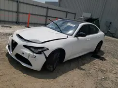 ZARFAEDN5J7572982 2018 ALFA ROMEO GIULIA