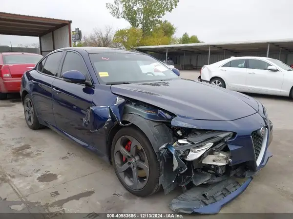 ZARFAEDN6H7541654 2017 ALFA ROMEO GIULIA - Image 1