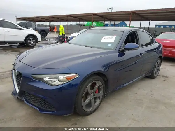 ZARFAEDN6H7541654 2017 ALFA ROMEO GIULIA - Image 2